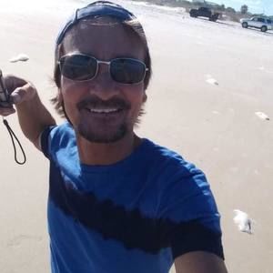 Meet your Posher, Robin